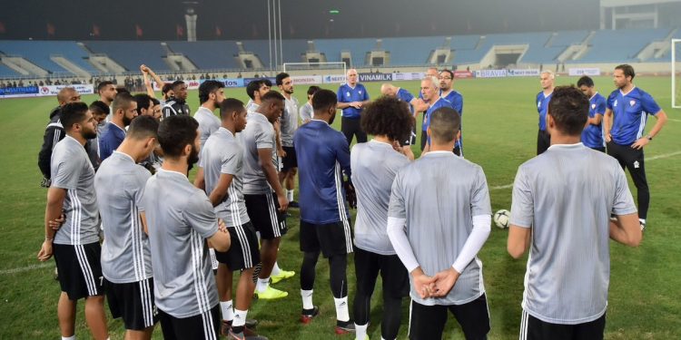 تدريب منتخب الإمارات استعداداً لمباراة فيتنام