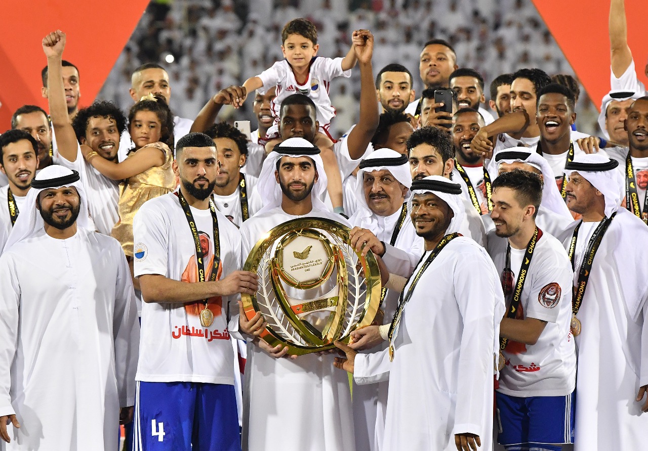 7 أبطال على منصة التتويج فى تاريخ الدوري الإماراتي التيار الاخضر