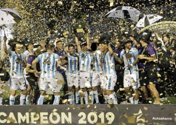 راسينج بطل كأس أبطال الأرجنتين