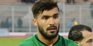 حسين بن عيادة لاعب قسنطينة الجزائري