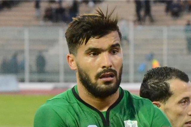 حسين بن عيادة لاعب قسنطينة الجزائري