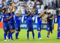 الهلال السعودي - لاعبو الفريق يحيون الجماهير