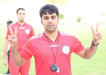 جمال الحساني مدرب فريق مسافي الإماراتي