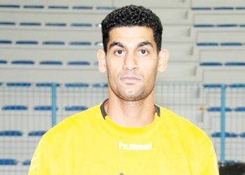 تيسير محسن لاعب نادي البحرين لكرة اليد