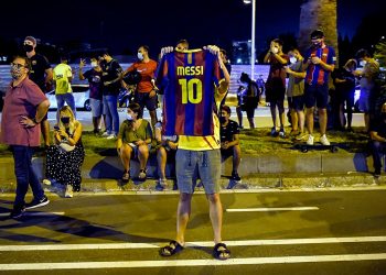 مظاهرات جماهير برشلونة