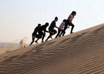 مجلس دبي الرياضي _ محمية المرموم الإماراتية تستضيف أول سباق جري على الكثبان الرملية