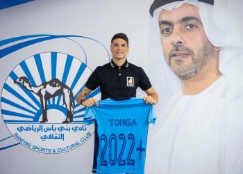 بني ياس الإماراتي يجدد عقد لاعبه الأرجنتيني جاستن سواريز