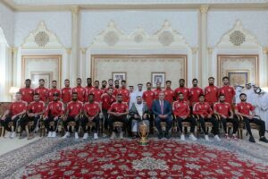 سلطان القاسمي يستقبل فريق الشارقة بطل كأس رئيس الدولة