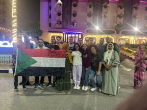 صور.. وفد سوداني يصل القاهرة للمشاركة في المنتدى الأول لشباب البلدين